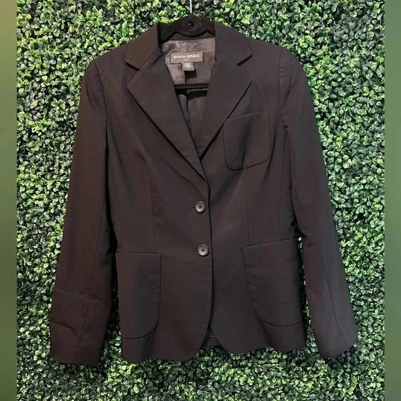 Banana Republic Jackets & Blazers - Banana Republic Blazer - Size 4